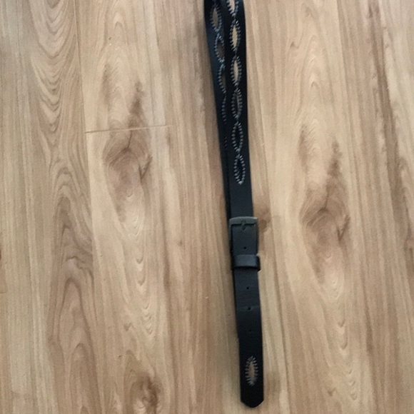 Kate & Leo belt - Picture 8 of 8